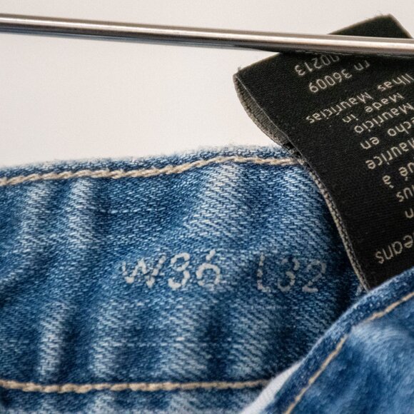 Calvin Klein Jeans, 36x32 modern bootcut - Picture 2 of 3